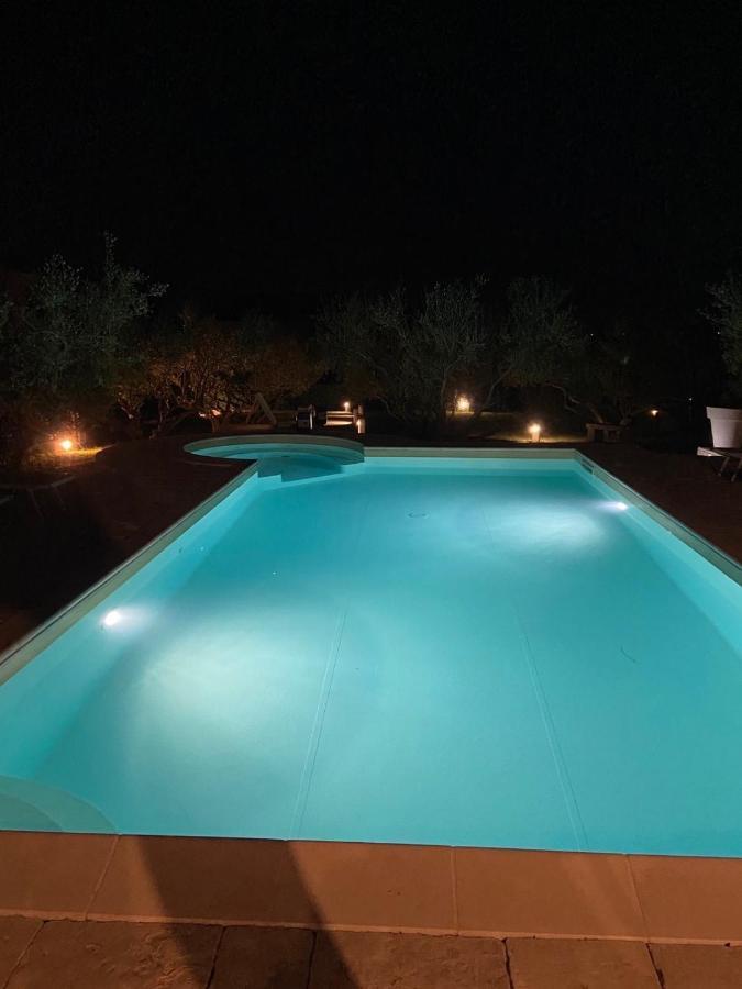 Family Friendly Apartments With A Swimming Pool Povljana, Pag - 244 Dış mekan fotoğraf