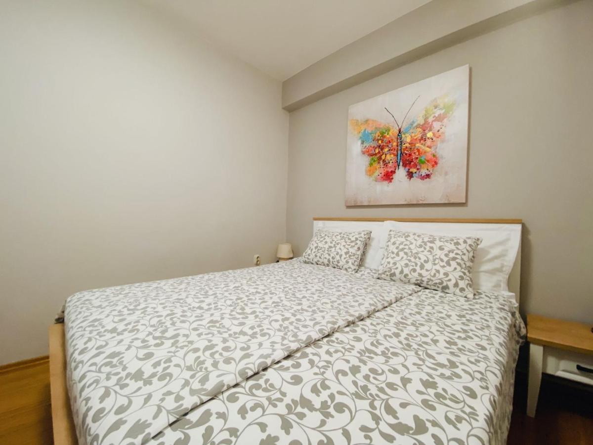 Family Friendly Apartments With A Swimming Pool Povljana, Pag - 244 Dış mekan fotoğraf