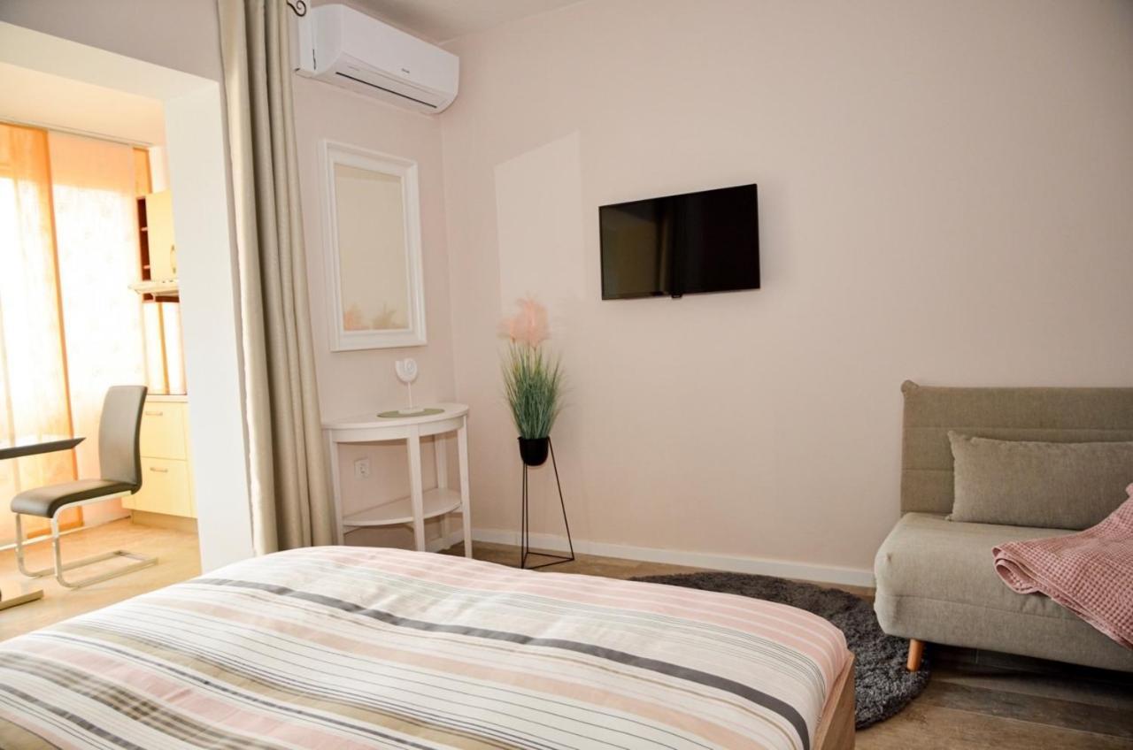Family Friendly Apartments With A Swimming Pool Povljana, Pag - 244 Oda fotoğraf